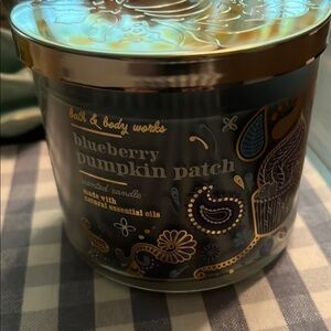 Bath & Body Works Blueberry Pumpkin Patch Candle brand new
